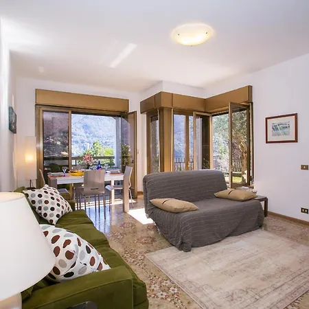 Sleeps 6